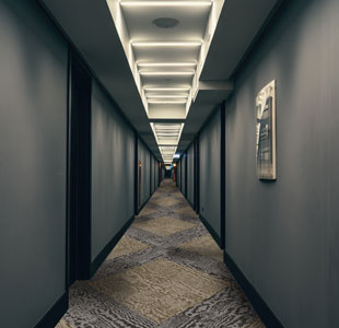 Giallo Loop Contemporary Hotel Carpet 180x234